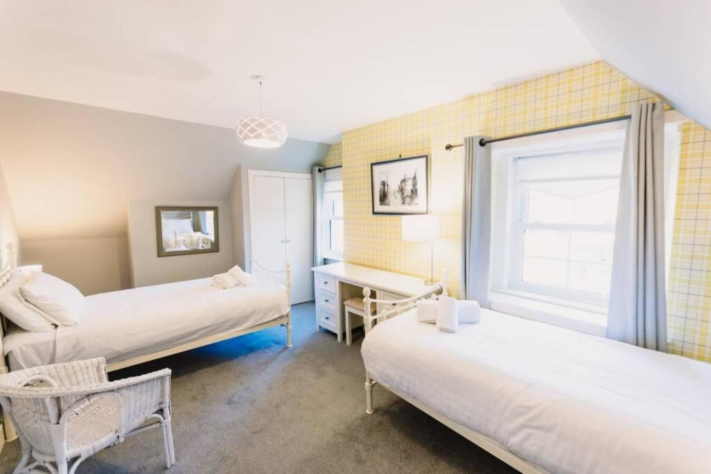 Factors House - A Comfy Cottage In Countryside Park With Wifi And Access To Bar And Pool Perth Buitenkant foto