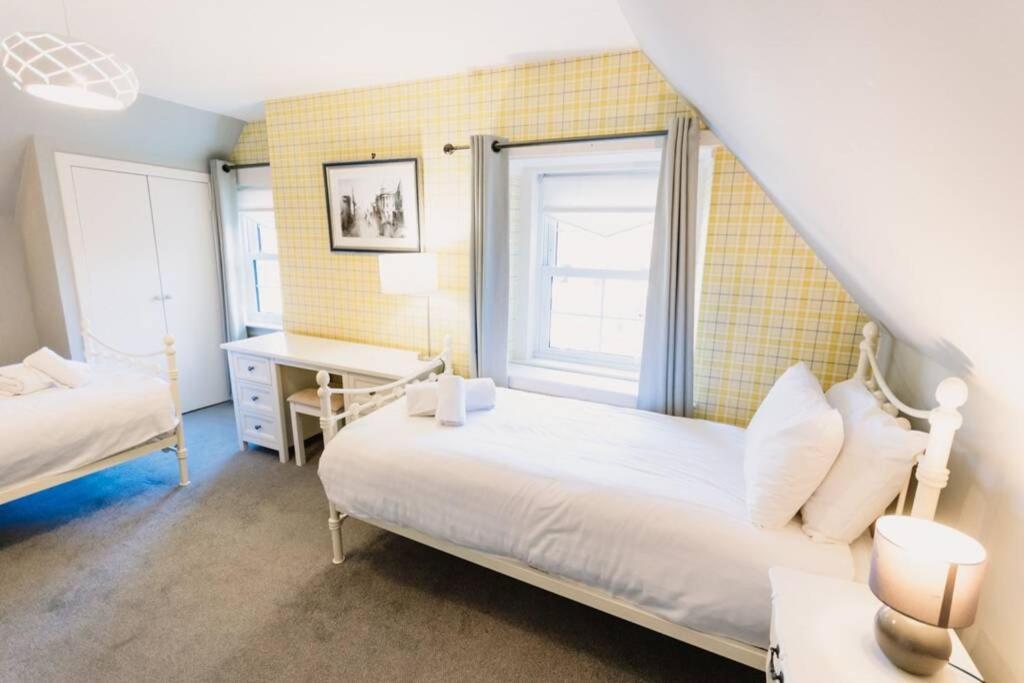 Factors House - A Comfy Cottage In Countryside Park With Wifi And Access To Bar And Pool Perth Buitenkant foto