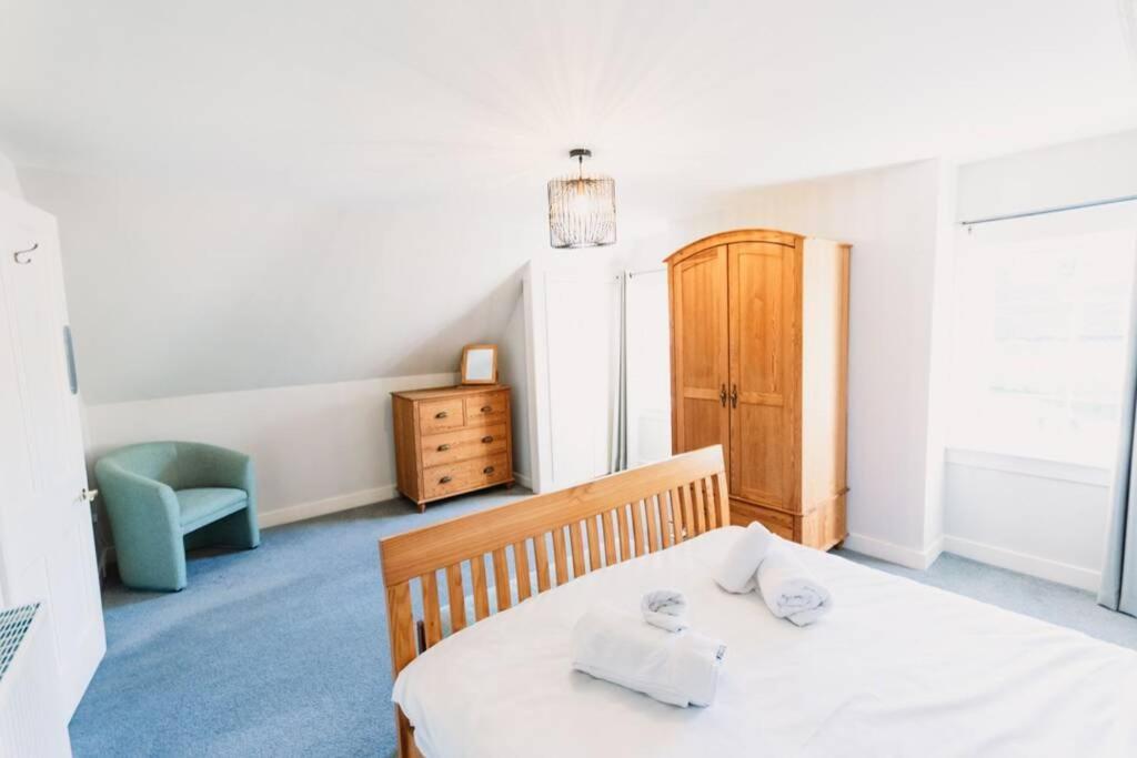Factors House - A Comfy Cottage In Countryside Park With Wifi And Access To Bar And Pool Perth Buitenkant foto